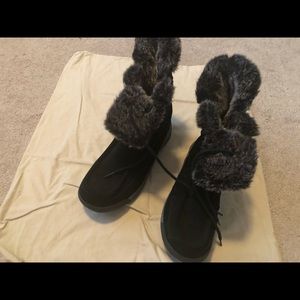 Lands End Boots with Fur Lining, lightly worn